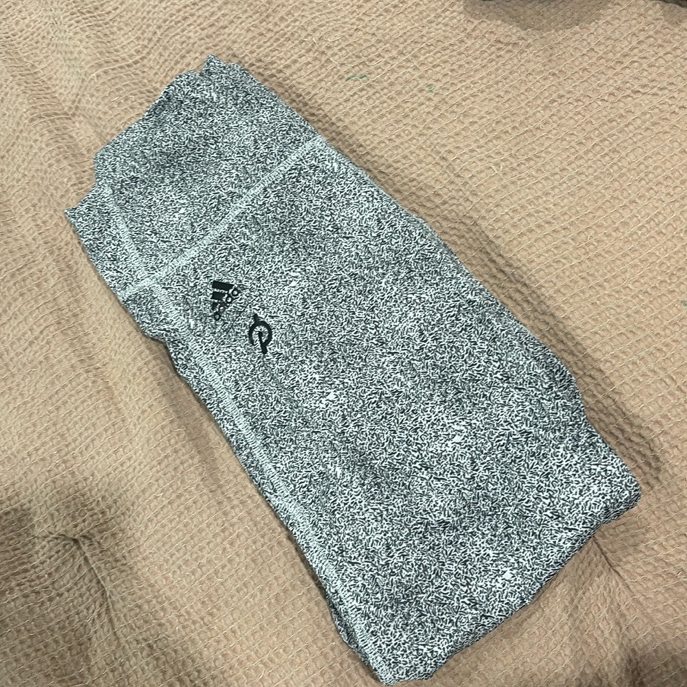 adidas Gray Space-Dye Leggings with Pink and Orange Panels - Picture 2 of 3